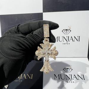 Colgante de Lujo Estilo Hip Hop, Diseño de Flor Personalizado, Patrón de Cruz, Certificado IGI, Plata de Ley 925, Chapado en Oro Rosa, para Unisex - Product Image 3