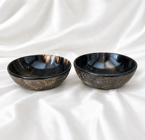 Bol à salade et de service en corne de buffle naturelle, vaisselle élégante artisanale pour une décoration rustique, des dîners de luxe et la maison - Product Image 6
