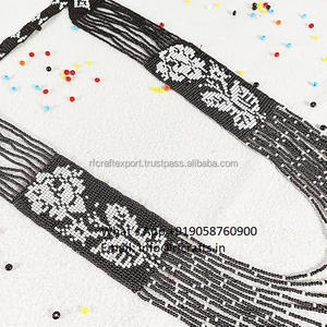 Conjunto de joyas de cuentas de cristal en capas ucranianas étnicas con pendientes tribales a juego - Product Image 5