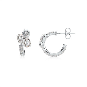 Pendientes de Aro con Diamantes Cultivados en Laboratorio con Corte de Pera y Acentos de Diamantes Redondos en Oro de 10K, 14K, 18K y Plata 925, 935 - Product Image 3