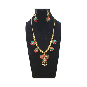 Nouvelle Collection Ensemble de bijoux fins plaqué or 24KT Petit collier élégant avec pierre de perle Style mignon pour cadeau de mariage de fête - Product Image 1