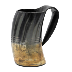 FAIZA CRAFT Corne à boire viking en corne de buffle polie, faite à la main, pour bière et vin, cadeau, récipient authentique d'inspiration médiévale - Product Image 1