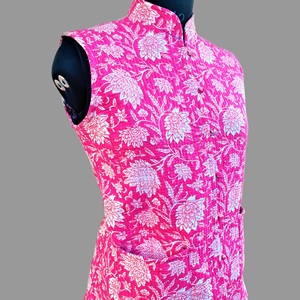 Pink Winter Quilted Cotton Handblock Printed Floral Eco-Friendly Windproof Vintage Crop Jacket Reversible Waistcoat Design 300g - Product Image 3