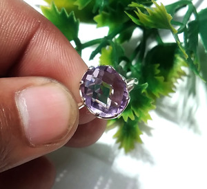 Anillo de Amatista Natural, Anillo de Plata de Ley 925 Sólida Hecho a Mano, Anillo de Joyería con Gema de Cristal Morado - Product Image 2