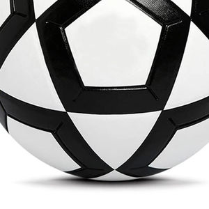 Ballon de football professionnel en PVC pour enfants et adultes, logo personnalisé, OEM, tailles 5, 4, 3, prix d'usine Pakistan, durable, haute qualité - Product Image 2