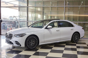 รถยนต์เมอร์เซเดส-เบนซ์ S-Class S 500 ปี 2024 ใหม่เอี่ยม 499 แรงม้า ไมล์ 0 กม. เกียร์อัตโนมัติ - Product Image 3