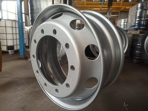 Les jantes européennes en acier argenté les plus couramment utilisées 22.5 pouces pour les pneus 11R22.5 12R22.5 et 315/80R22.5 - Product Image 6