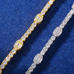 Pulsera de Cadena de Oro Blanco con Diamantes, Corte Baguette, Engaste en Canal, Joyería Clásica para Bodas de Mujer - Product Image 3