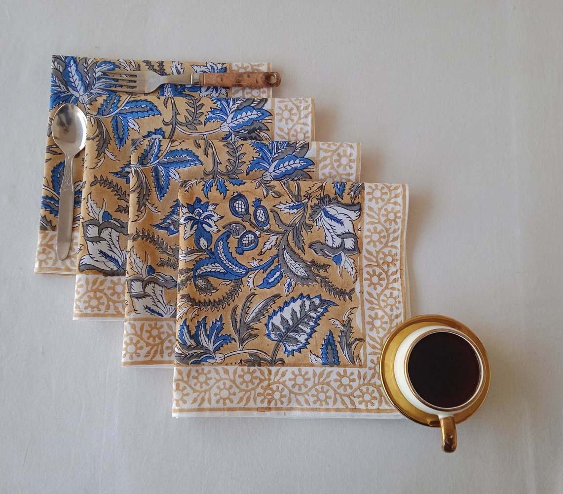 สีเหลือง