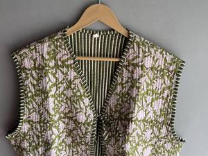Floral <b>Quilted</b> Cotton Vest Women's V-Neck Sleeveless <b>Jacket</b> Spring Reversible Open Stitch <b>Patterned</b> Outerwear GIFT FOR HER - Product Image 4