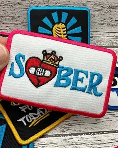 แผ่นปะติดผ้าแคนวาสแบบรีดร้อนลายมงกุฎ Sober Heart ปักลาย พร้อม PVC ตัดด้วยเลเซอร์ เป็นมิตรต่อสิ่งแวดล้อม - Product Image 1