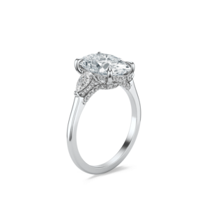 แหวนคามิลล่า ทองคำแท้ 24-14K ประดับเพชรทรงรี (4.74 กะรัต) รับรองโดย IGI แหวนหมั้นหรูหราสำหรับผู้หญิง - Product Image 4