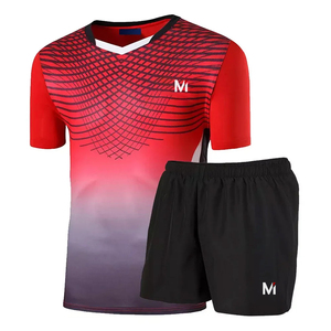 Ensemble d'uniformes de football personnalisés haut de gamme 100 % polyester, maillot et short imprimés par transfert thermique, respirant, protection UV, grandes tailles - Product Image 6