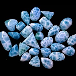 Pierre Larimar naturelle de qualité supérieure A++ à prix avantageux, cabochon de pierre précieuse non montée. - Product Image 1