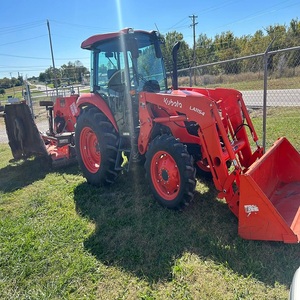 Tracteur Kubota M7060 puissant en vente en gros, disponible pour livraison rapide, équipement agricole en excellent état - Product Image 1