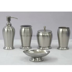 Hot Sale 7 Piece Luxury Simple Bathroom Accessories Set <b>Bath</b> Supplies Storage Toilet <b>Brush</b> Soap Dispenser Set with Tray - Product Image 2