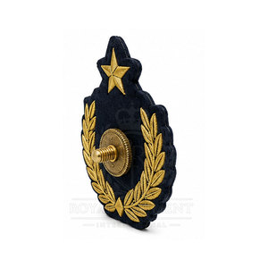 Insignias Personalizadas para el Pecho con Diseños Elegantes, Material de Calidad y Fácil Colocación en Chaquetas, Ropa, Bolsos y Accesorios - Product Image 4