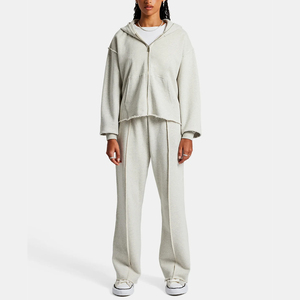 Ensembles personnalisés en tricot gaufré pour femmes, veste à capuche thermique zippée et pantalon évasé, ensemble de survêtement pour femmes en 2 pièces - Product Image 3