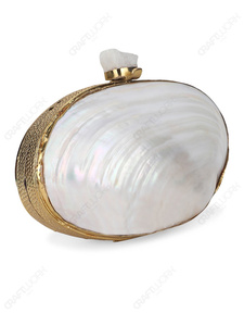 กระเป๋าคลัทช์ทรงวงรีเปลือกหอยธรรมชาติพร้อมตัวล็อคคริสตัลดิบสุดหรู กระเป๋าออกงานแบบแข็งสำหรับผู้ซื้อขายส่ง OEM และแบรนด์ส่วนตัว - Product Image 2
