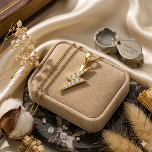 Pendentif Éclair Bling Personnalisé Plaqué Or 14K avec Grappe de Diamants Naturels, Collier Tendance en Bijoux Fins, Charme Cadeau - Product Image 5