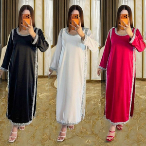 TOP PLAZZO MODERNE EN SOIE NATURELLE LOURDE AVEC BRODERIE DE PAILLETTES ET TRAVAIL MANUEL PAL POUR SOIRÉE - Product Image 1