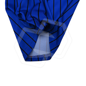 Maillot de baseball premium bleu rayé à deux boutons pour adultes, manches courtes, respirant, anti-humidité, avec logo et numéro, vente en gros - Product Image 6