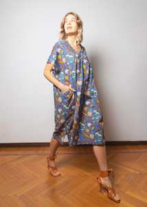 Robe kaftan élégante en coton indien pour femmes, imprimé floral bleu à la main, légère, style bohème, maxi, GAZALA012 - Product Image 2