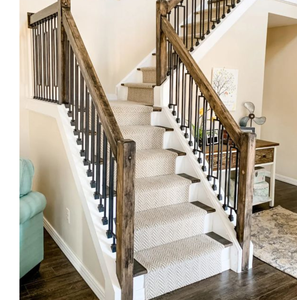 Rampe d'escalier en bois massif, design traditionnel, fixation murale, chêne rouge disponible, installation facile - Product Image 6