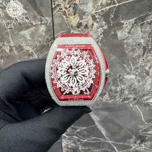 Montre mécanique unisexe en acier inoxydable avec cadran rouge, lunette sertie de diamants, boîtier carré de 40 mm, fonction boussole analogique, étanche 10 bars - Product Image 1
