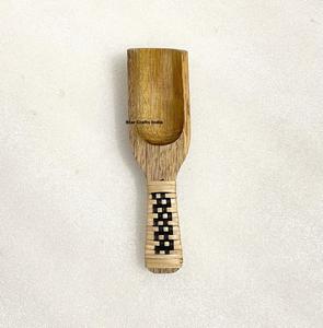 Juego de Cucharas Medidoras de Madera Sostenible con Espejo, Diseño Clásico, para Café, Especias y Condimentos - Utensilios de Cocina Duraderos, Diseño Moderno - Product Image 6