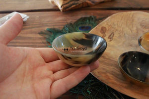 Elegante Tazón Decorativo Redondo con Forma de Cuerno de Ángel, Hecho a Mano, para Comedor, de Tradebyd - Product Image 2