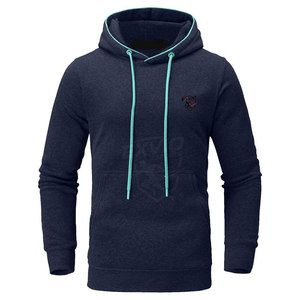 Conjunto de chándal de dos piezas para hombre con material cómodo y un look elegante, ideal para deportes, ocasiones informales y viajes. - Product Image 2
