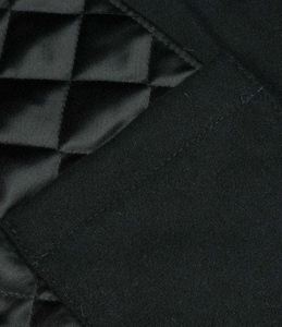 เสื้อแจ็คเก็ตวาร์ซิตี้ผู้ชาย แบรนด์ LUXE ATTIRE INDUSTRY ผลิตจากโพลีเอสเตอร์/คอตตอน ระบายอากาศได้ดี คอตั้ง เหมาะสำหรับทีมกีฬาฤดูหนาว โรงเรียน พร้อมปักโลโก้ - Product Image 6