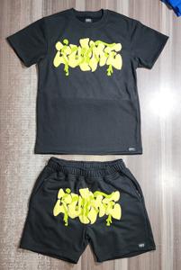 Conjunto de Camiseta y Pantalones Cortos de Algodón Grueso Estilo Urbano Vintage al por Mayor, Conjuntos de Camiseta y Pantalones Cortos con Impresión Personalizada de Alta Calidad - Product Image 3