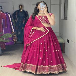 VASTRA COTTAGE Elegante Conjunto de Lehenga Choli Semisentado de Georgette Rosa Bordado para Fiesta con Dupatta de Georgette Bordada - Product Image 1