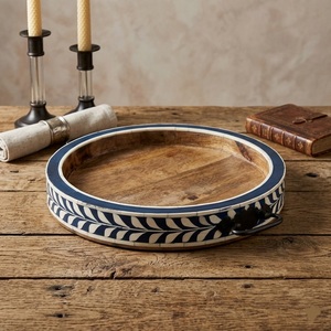 Plato Decorativo Redondo con Incrustaciones de Hueso Azul Cobalto, Diseño Artístico de Hojas Arabescas, Organizador de Mesa - Product Image 6