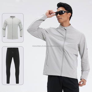 Ensemble deux pièces d'hiver respirant et sans couture pour hommes Mono Riders, en polyester 100 %, à manches longues et épais, avec impression personnalisée - Product Image 2