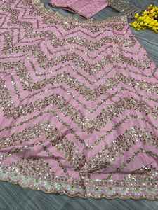 Lehenga de Seda Chinon Premium de Diseño Indio, Estilo Bollywood, para Novias, Fiestas y Bodas, el Más Vendido, a la Moda, para Mujeres y Chicas - Product Image 2