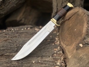 Couteau Bowie artisanal avec lame en acier inoxydable et manche en bois, étui en cuir de qualité supérieure, idéal pour le camping, les cadeaux et les équipements de plein air - Product Image 5