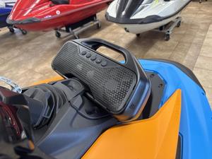 LISTO PARA ENVIAR: SEA-DOO Spark Trixx 2025 para 1 persona con 90hp, Audio e IBR, Garantía de 3 años, Grado Industrial DIY, EE. UU. - Product Image 4
