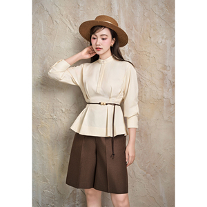 Pantalones Bermuda de Mujer Modernos de Poliéster Marrón, Cintura Alta, Largo hasta la Rodilla, Casuales para Oficina, ODM OEM EVAN, Vietnam - Product Image 2