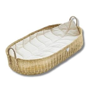 Cesta portátil de mimbre para cambiar pañales, cesta de mimbre natural para cambiar pañales de bebé, organizador de pañales, bandeja, artículo de mobiliario. - Product Image 2