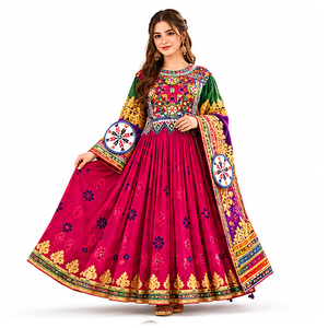 Robes afghanes Kuchi pour femmes, entièrement cousues, prêtes à porter, coupe ample, en soie, décontractées, pour mariage, robes traditionnelles afghanes Kuchi. - Product Image 1