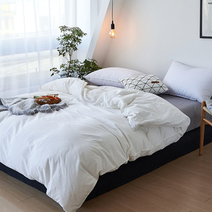 Parure <span class=keywords><strong>de</strong></span> lit 4 pièces en coton pur blanc <span class=keywords><strong>de</strong></span> haute qualité 300 fils/cm² avec <span class=keywords><strong>housse</strong></span> <span class=keywords><strong>de</strong></span> <span class=keywords><strong>couette</strong></span> à liens pour la maison et l'hôtellerie - Product Image 2