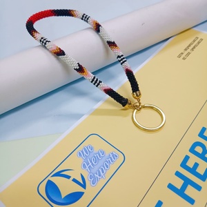 WE HERE EXPORTS Porte-clés de poignet tendance pour femme, fait main, avec perles de rocaille, pierres imitation perle et éléments à insérer pour ongles, cadeau bleu - Product Image 3