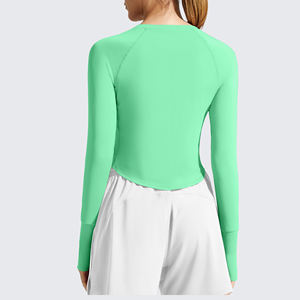 Haut de yoga décontracté pour femme, col rond, vêtement de sport pour le fitness, coupe décontractée, coupe ajustée, facile à porter - Product Image 2