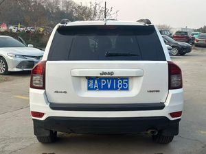 Jeep Compass 2.4L 4x4 SUV compact avec toit ouvrant automatique, 5 portes, 5 places, voitures d'<span class=keywords><strong>occasion</strong></span> chinoises, conduite à gauche, importées - Product Image 5