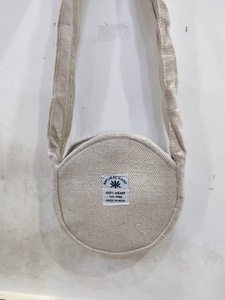 Sac bandoulière rond en chanvre naturel, motif géométrique, en lin, écologique, style bohème pour femme, fabriqué à Hawaï - Product Image 5