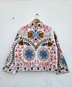 Veste en coton brodée de fleurs pour femme, col montant, manches longues, style Prairie Chic artisanal, cadeau pour elle - Product Image 6