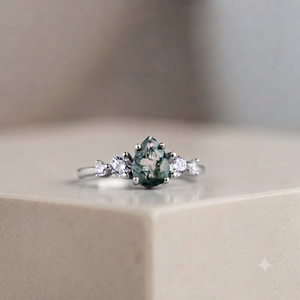 Bague en argent 925 avec agate mousse taille poire, sertie de griffes, pour femme, romantique, pour fiançailles, avec pierre précieuse - Product Image 1